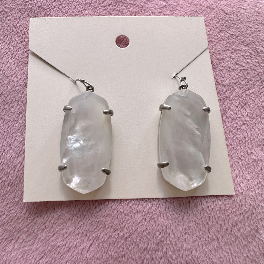 Kendra Scott - Pearl Earrings